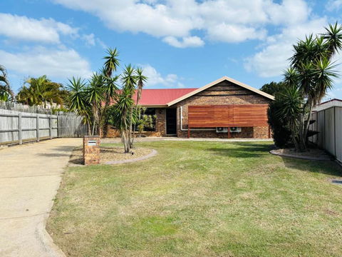 Avoca House - Accommodation Search 1