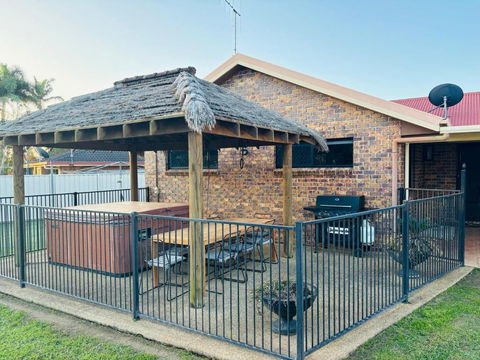 Avoca House - Accommodation Search 3