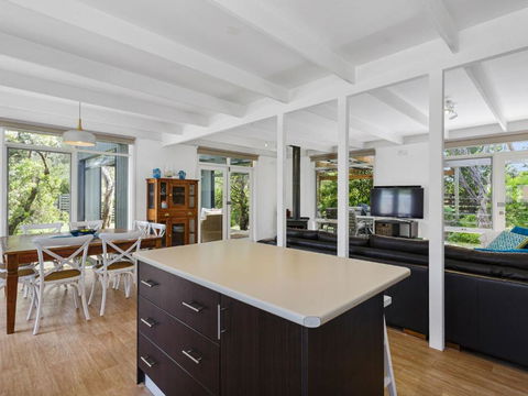 Avonlea Sorrento Holiday House - Accommodation Search 3