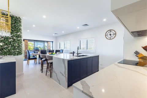 Away Nelson Bay, 29 Wollomi Ave - Spacious Family Home With Water Views, Pet Friendly, Wifi & Aircon - Accommodation Search 1