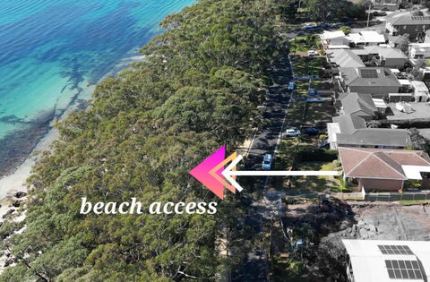 AXL Orion Beach Home: Beach Front - Accommodation Search 1