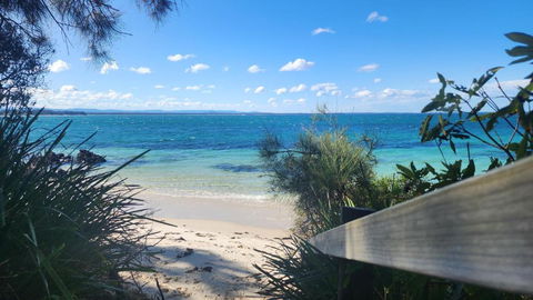 AXL Orion Beach Home: Beach Front - Accommodation Search 2