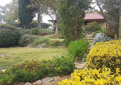 Ayers Burra - Historical 1851 Cottage - Accommodation Search 3