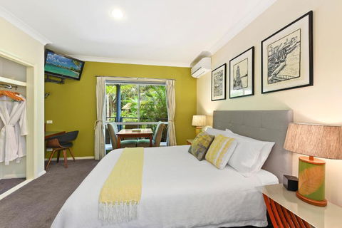 Azura Beach House B&B - Accommodation Search 3