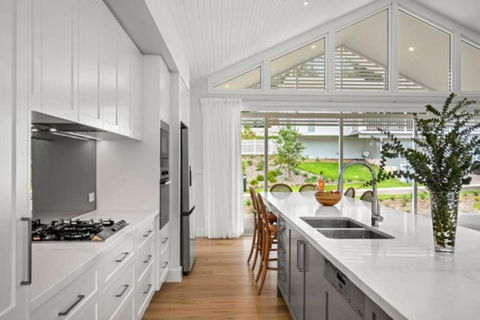 Avoca Beach Seabreeze At Saltwater - Accommodation Search 0