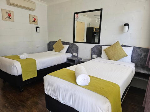 Azalea Motel - Accommodation Search 4
