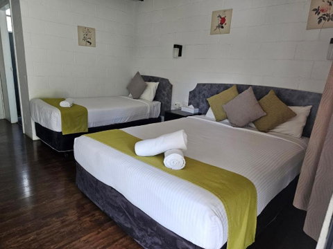 Azalea Motel - Accommodation Search 3