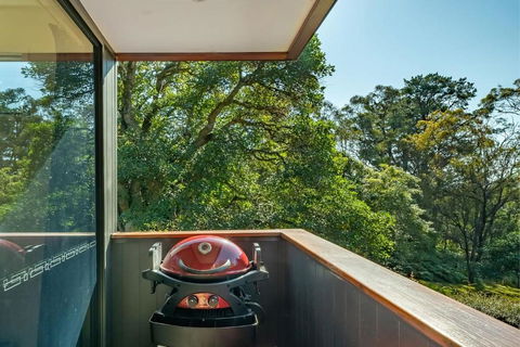 Architecturally Designed Nature Lovers Delight - Accommodation Search 1