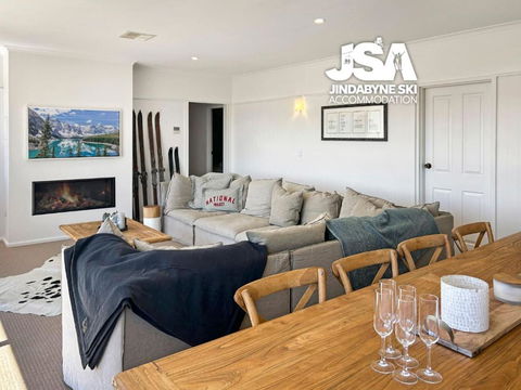 Avalon - Accommodation Search 1