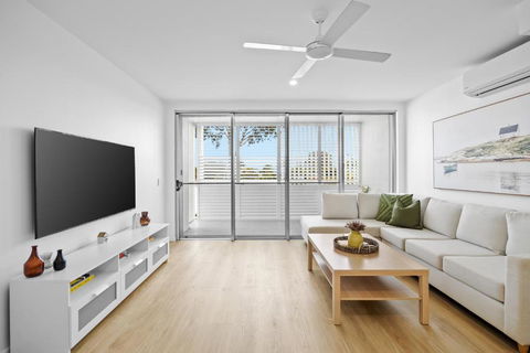 Azure River Side Townhouse - Accommodation Search 2