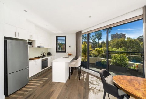 B312S - Luxury Waverton Apartment - Accommodation Search 1