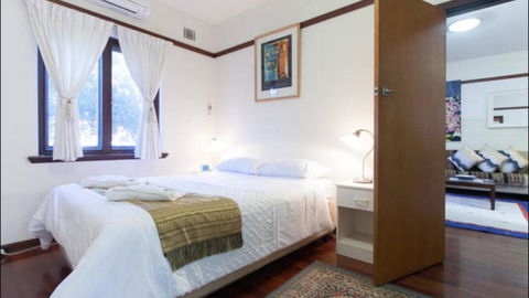 B4 Crawley Apartment 1 BRM & Sleepout Near UWA - Accommodation Search 1
