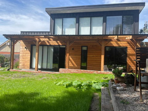 BALMORAL VILLA - Accommodation Search 1