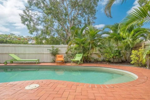 BARBADOS Ultimate Laid-back Holiday - Flat Stroll To River - Accommodation Search 1