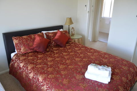 BATHURST GOLDFIELDS RESIDENCE On MOUNT PANORAMA - Accommodation Search 2