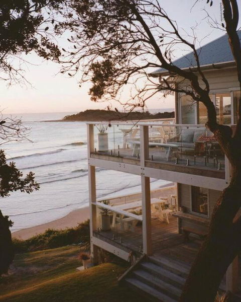 BAY PROPERTIES . Beach House Yamba - Accommodation Search 0