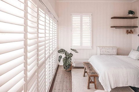 BAY PROPERTIES . Beach House Yamba - Accommodation Search 1