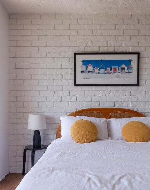 BAY PROPERTIES . Beach Street - Accommodation Search 1