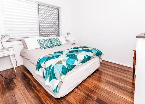 BAY PROPERTIES . Pacific Lodge - Accommodation Search 1