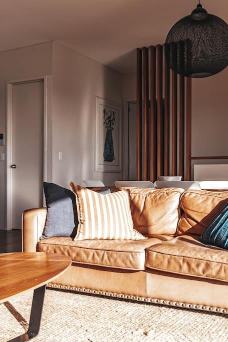 BAY PROPERTIES . The Chill - Accommodation Search 1