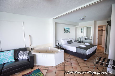 La Promenade - Accommodation Search 29