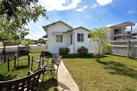 Absolute Waterfront - Accommodation Search 5
