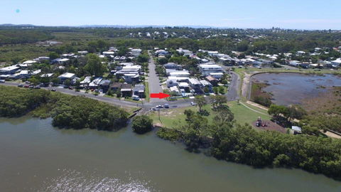 Absolute Waterfront - Accommodation Search 13
