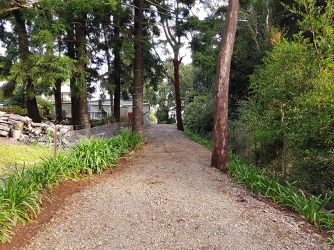Bee-Haven Cottage - Accommodation Search 4