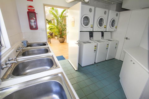 Port Douglas Apartments - Adults Only Oasis - Accommodation Search 35