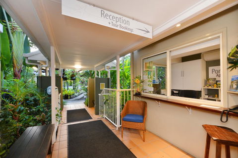 Port Douglas Apartments - Adults Only Oasis - Accommodation Search 16