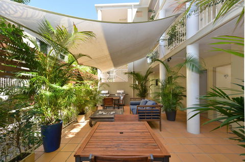 Port Douglas Apartments - Adults Only Oasis - Accommodation Search 11