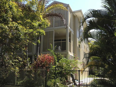 Port Douglas Apartments - Adults Only Oasis - Accommodation Search 38