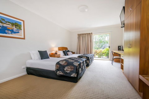 Shamrock Gardens Motel - Accommodation Search 12
