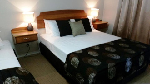 Shamrock Gardens Motel - Accommodation Search 13