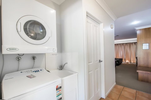 Shamrock Gardens Motel - Accommodation Search 2
