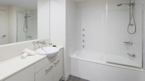 Apartments @ 212 Margaret - Accommodation Search 11