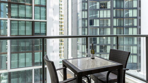 Apartments @ 212 Margaret - Accommodation Search 12
