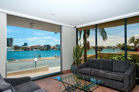 Spectrum Holiday Apartments - Accommodation Search 19