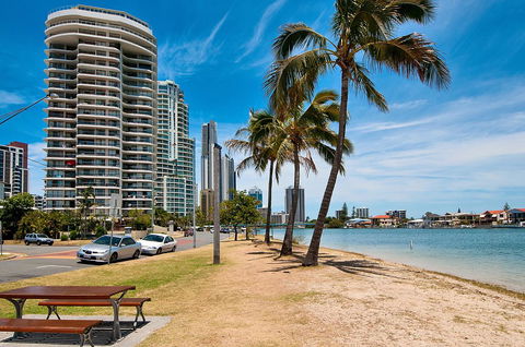 Spectrum Holiday Apartments - Accommodation Search 22