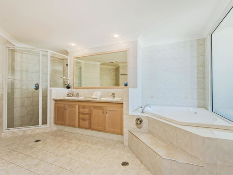 Oceana On Broadbeach - Accommodation Search 2