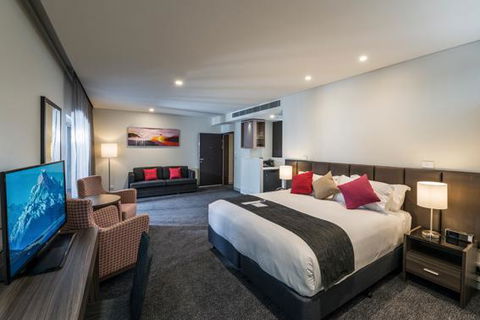Alexandra Hills Hotel - Accommodation Search 14
