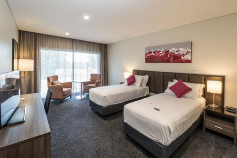 Alexandra Hills Hotel - Accommodation Search 6