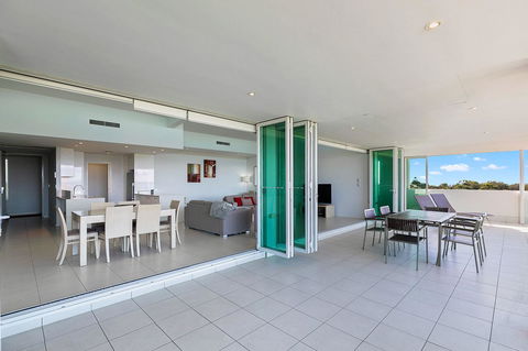 Akama Resort - Accommodation Search 11