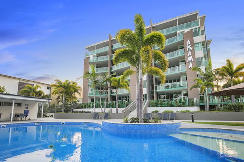 Akama Resort - Accommodation Search 0