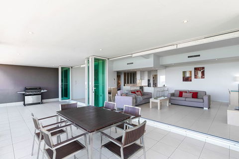 Akama Resort - Accommodation Search 9