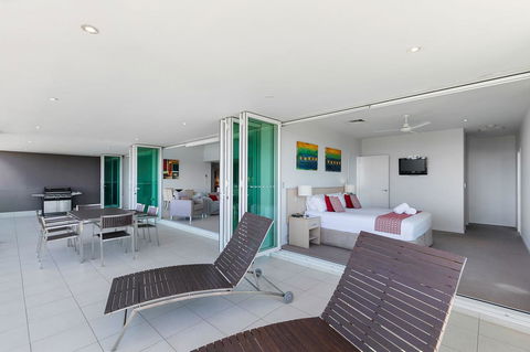 Akama Resort - Accommodation Search 8