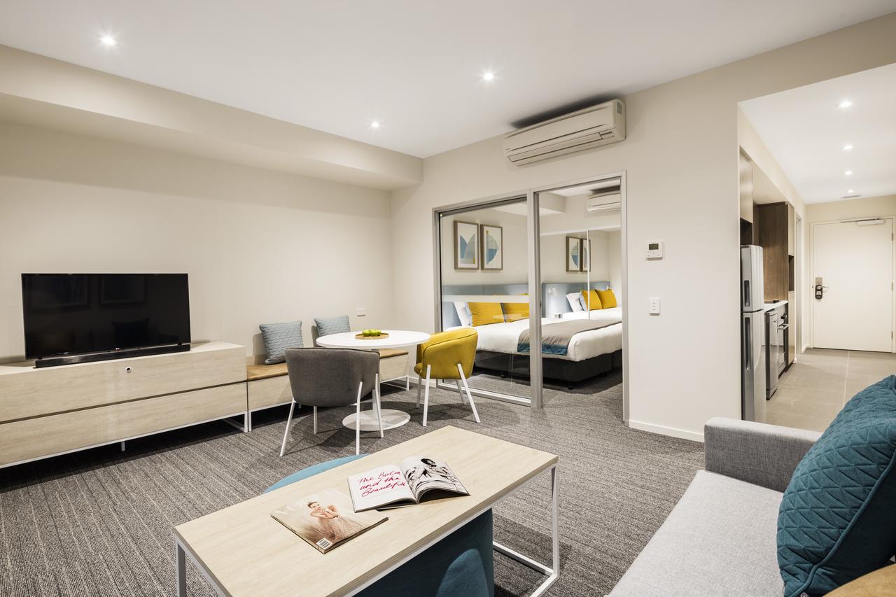 Eight Mile Plains QLD Accommodation Search