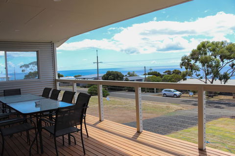 Bayview House - Accommodation Search 16