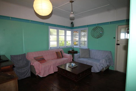Signal Cottage - Accommodation Search 4