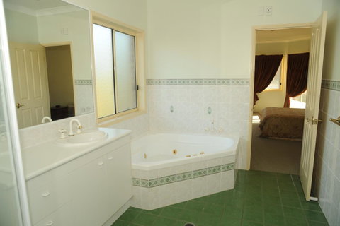 Waterfront At White Patch - Accommodation Search 17